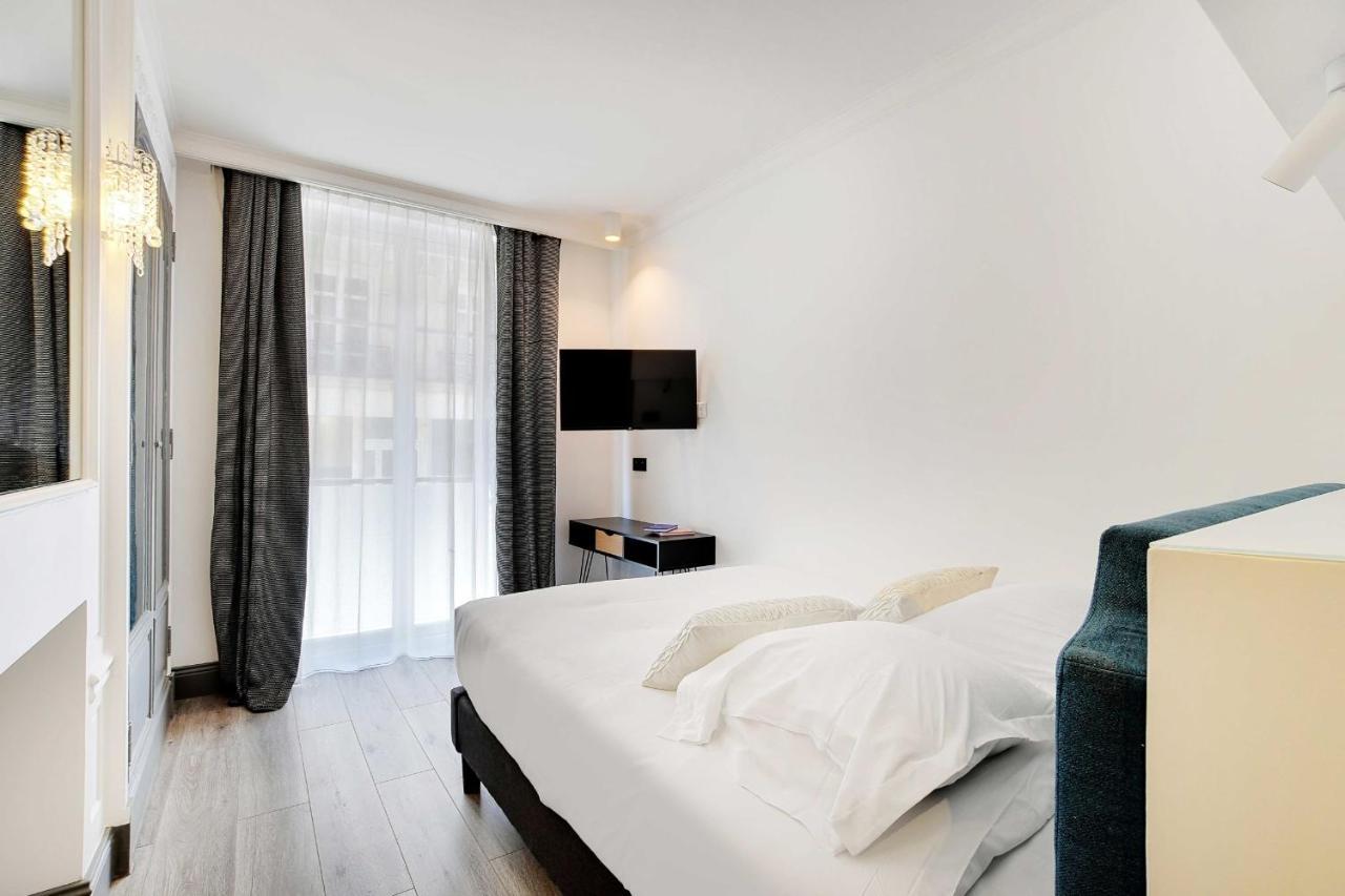 Magnifique Appartement - 2Br - 6P - Place De L'Etoile Париж Екстериор снимка